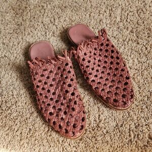 Free People mirage sandals/ slides size 38 / 8